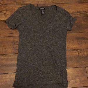 V neck tee